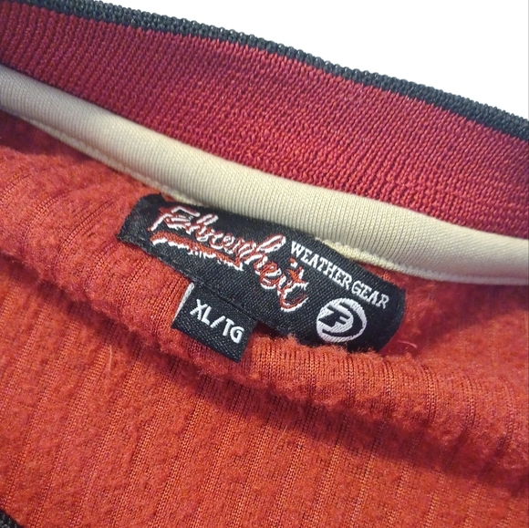 4/$80 Red & Black Fleece Sweater - Size XL - Picture 6 of 7